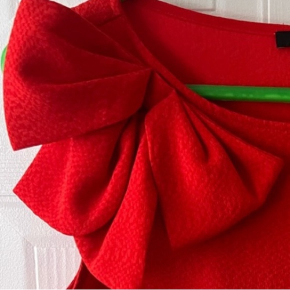 RW&CO - Elegant Red A-line with a Bow Dress - Picture 3 of 4